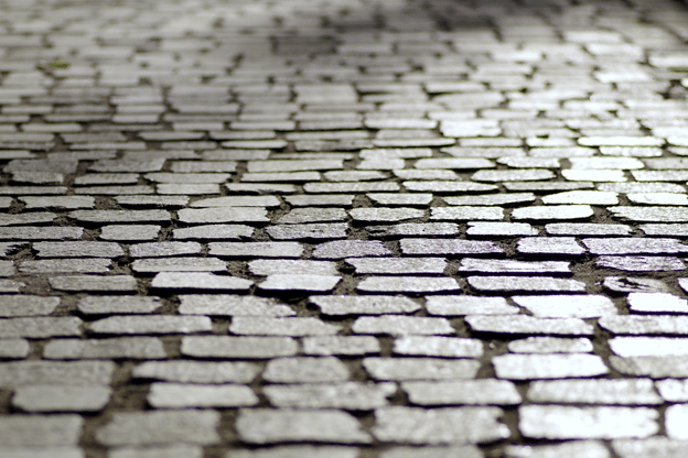 You are currently viewing Debunking the Top 4 Myths about Pavers