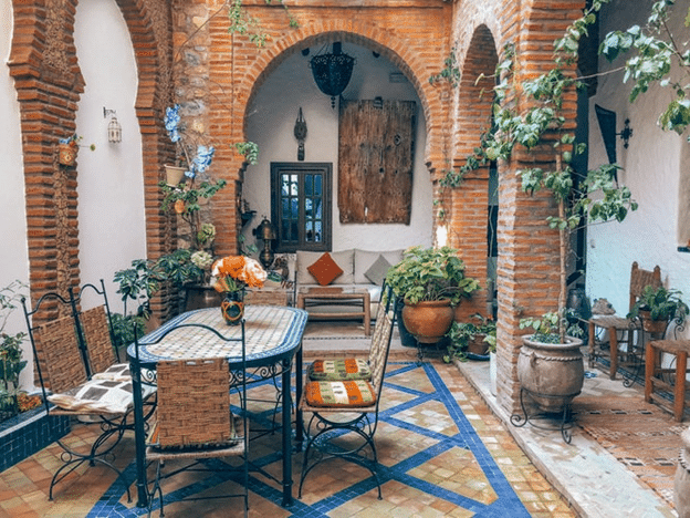 You are currently viewing 4 Signs That You Need to Replace Your Patio Pavers