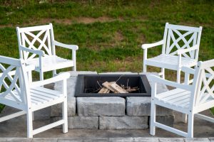 Read more about the article 5 Creative Fire Pit Ideas for Your Backyard in Arizona